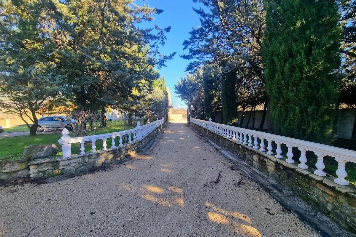 Mas Provencal With Swimming Pool & Air Conditioning Rustrel France