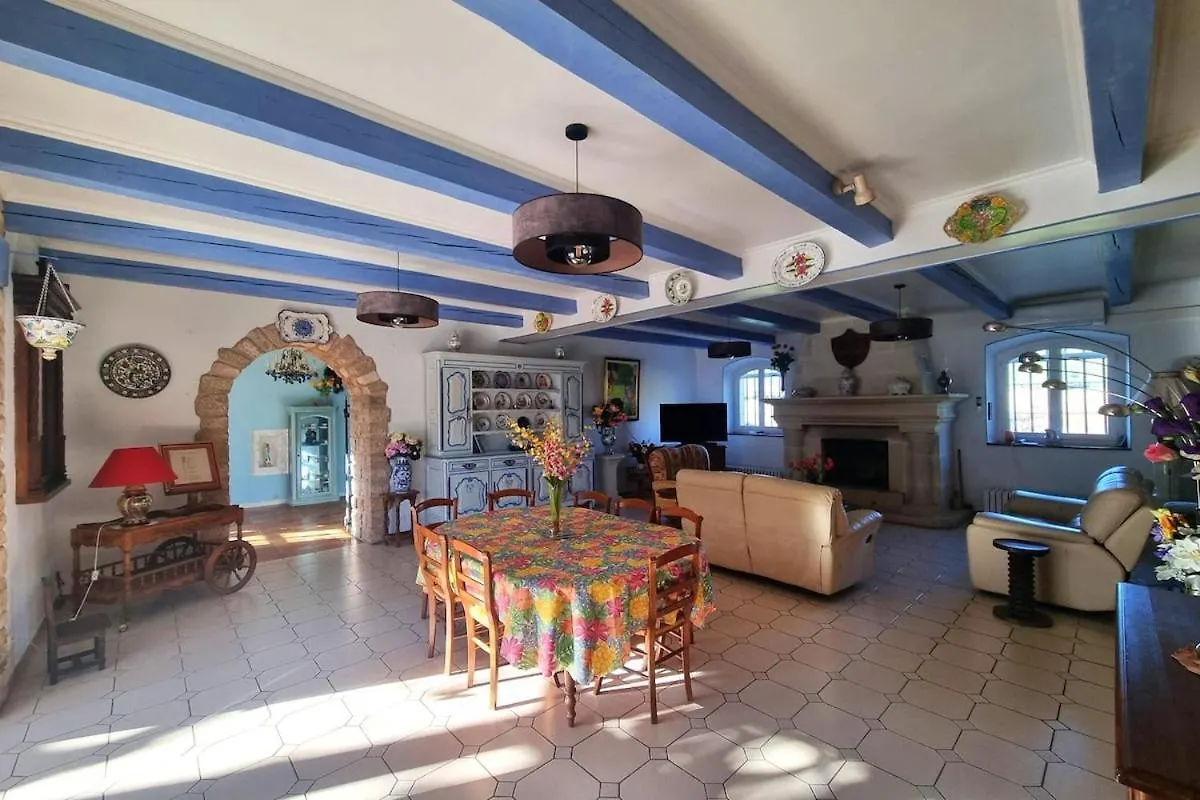 Holiday home Mas Provencal With Swimming Pool & Air Conditioning Rustrel France