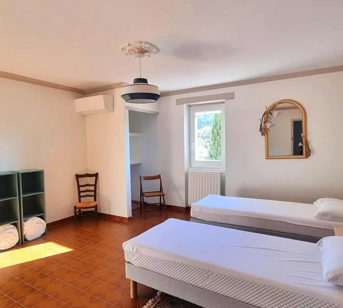 Mas Provencal With Swimming Pool & Air Conditioning Rustrel 0*,